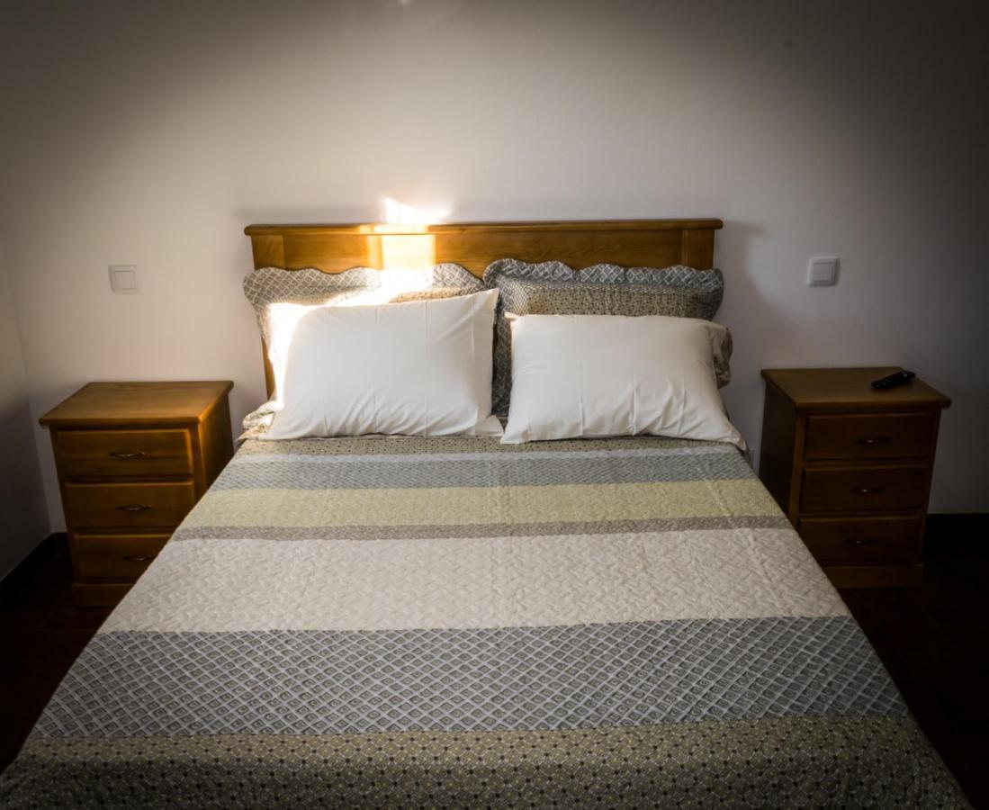 Hostel Encostas Do Douro Marco de Canavezes المظهر الخارجي الصورة