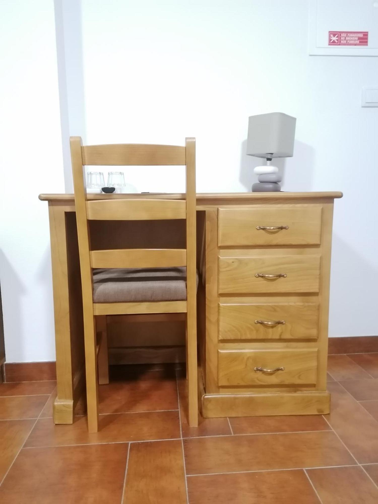 Hostel Encostas Do Douro Marco de Canavezes المظهر الخارجي الصورة